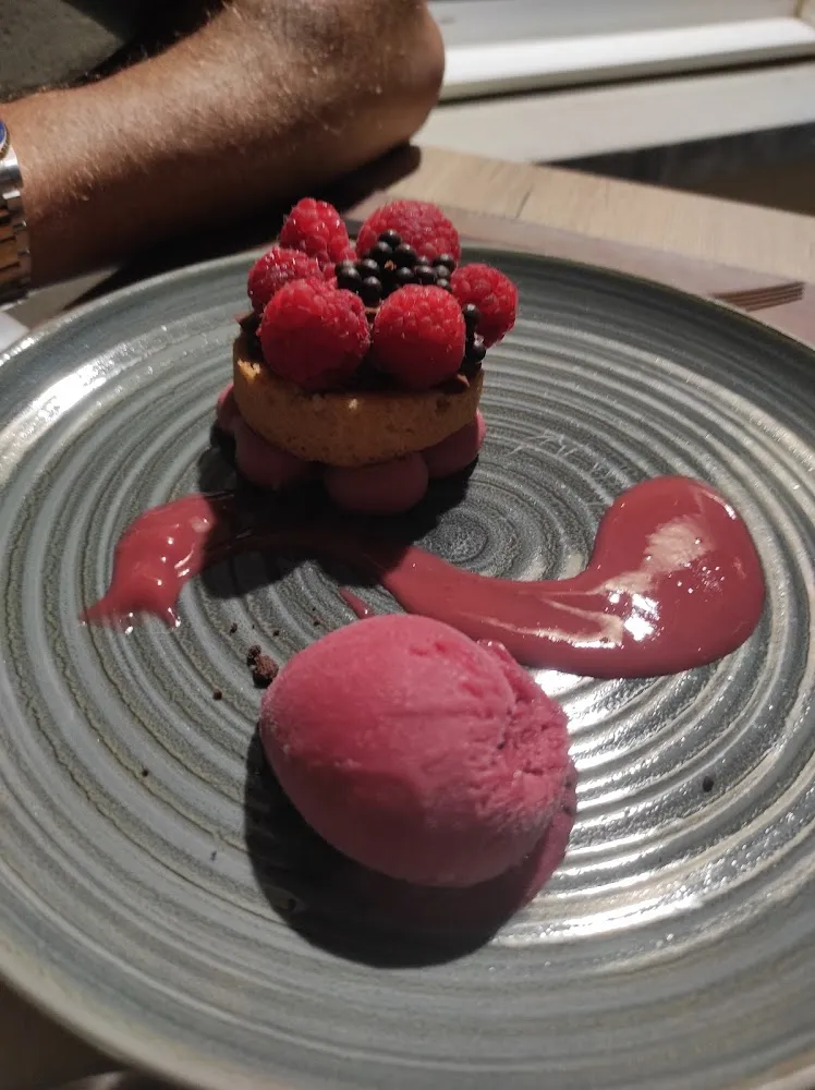 Tarte Aux Framboises